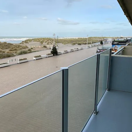 Scorpio Bi 1203 With Frontal Sea View * Nieuwpoort